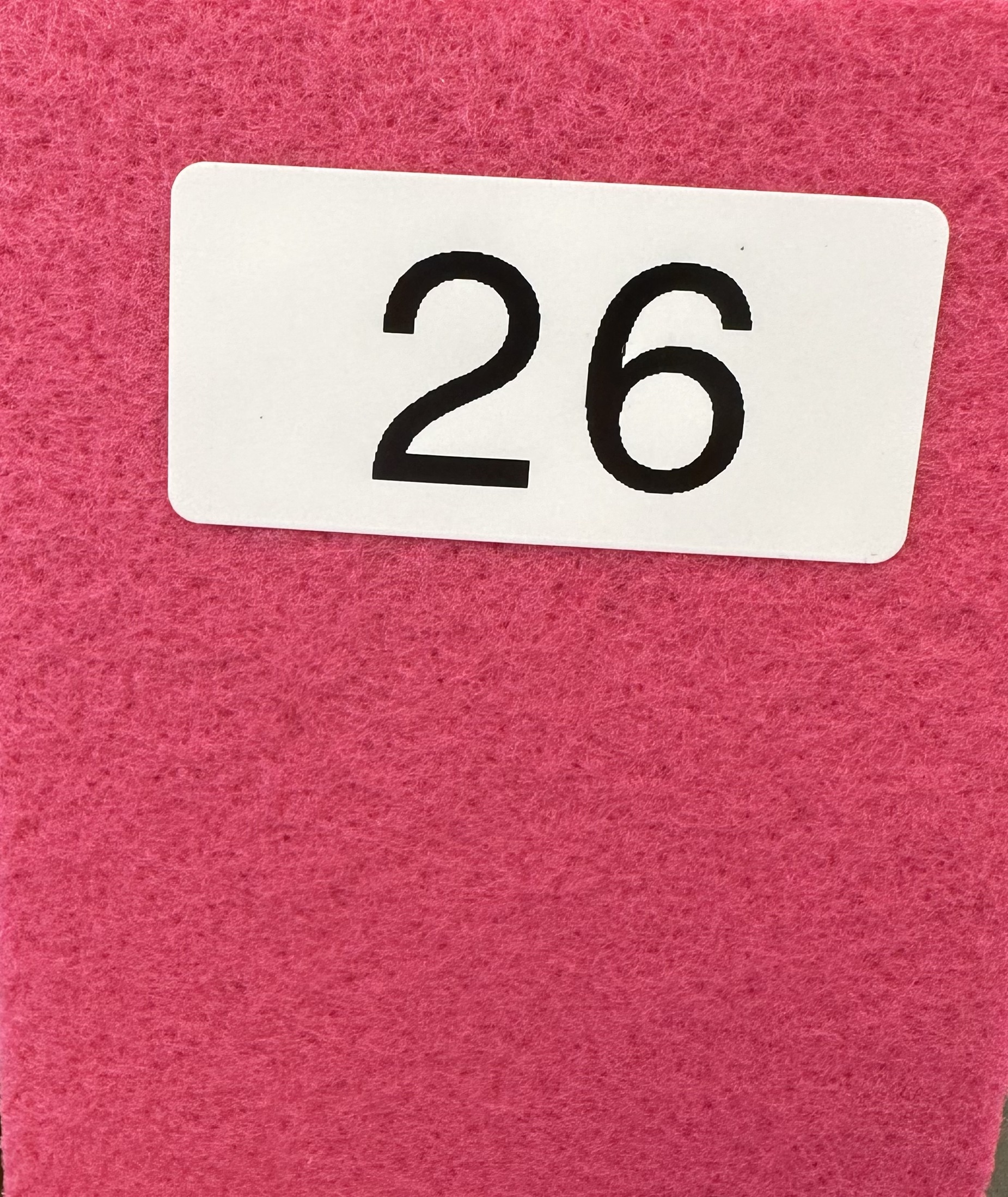 Rosa cerise nålfiltsmatta 26 - Image 1