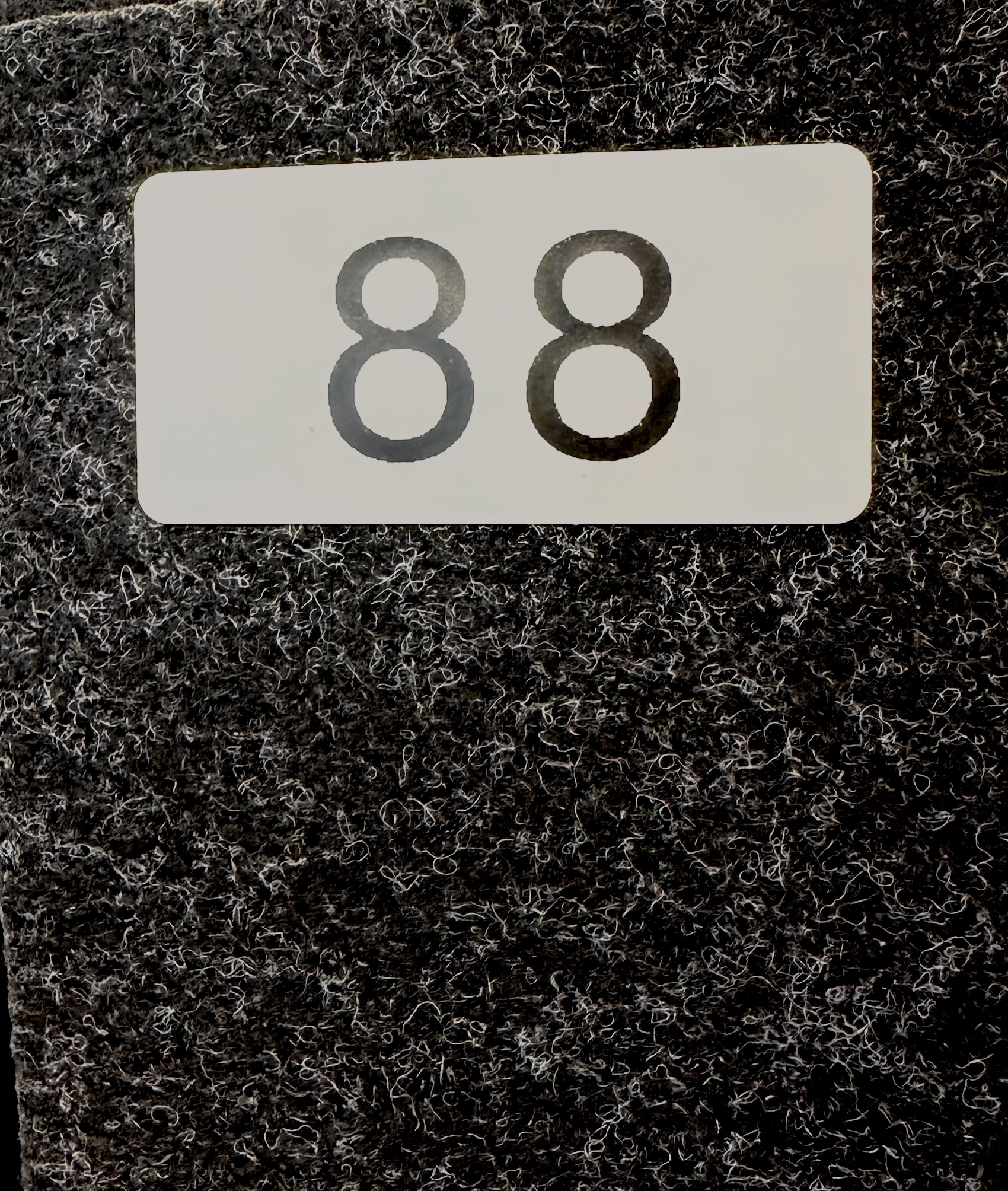 Grå mörk antracit nålfiltsmatta 88 - Image 1